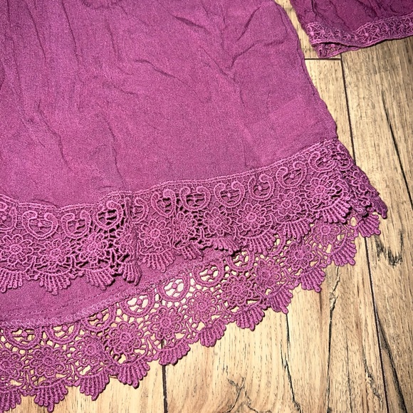 deep pink lacey top - Picture 2 of 3